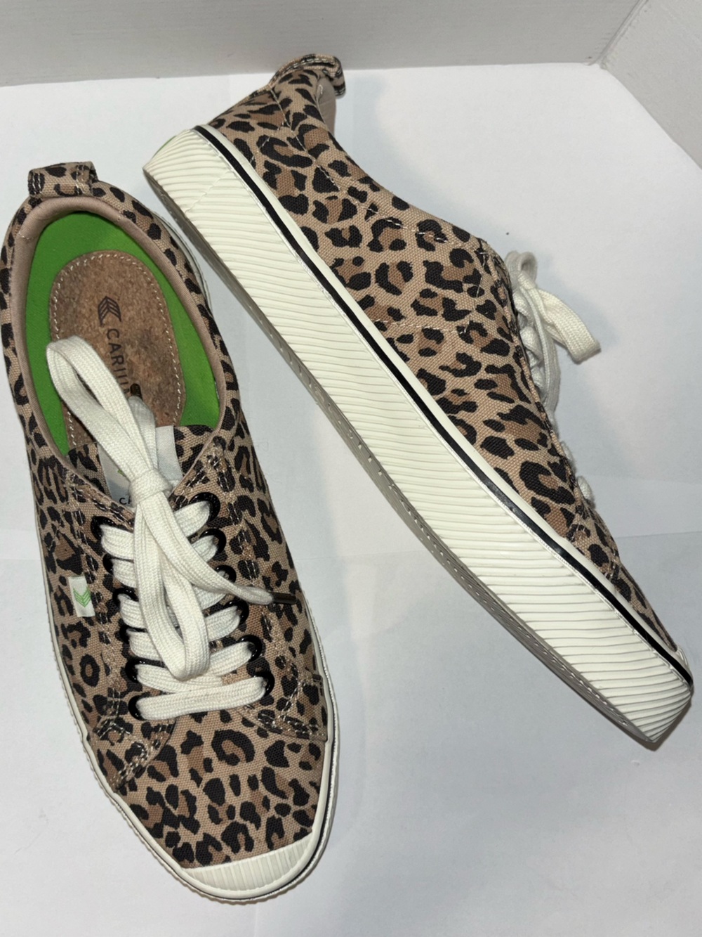 Cariuma OCA Low Canvas Sneakers Leopard Print Unisex Women's Size 10 Men's 8.5 - Picture 16 of 16